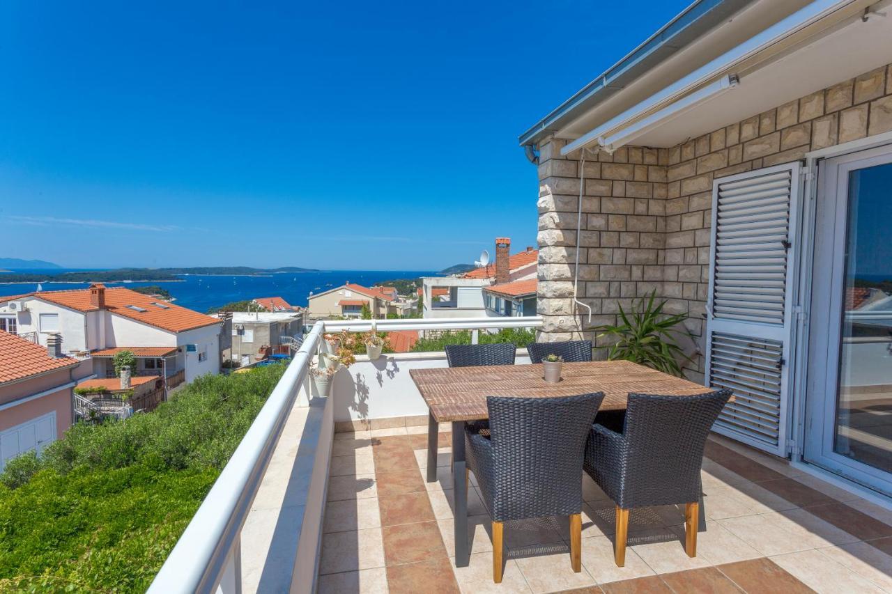 Peaceful Apartment With Beautiful View Đảo Hvar Ngoại thất bức ảnh